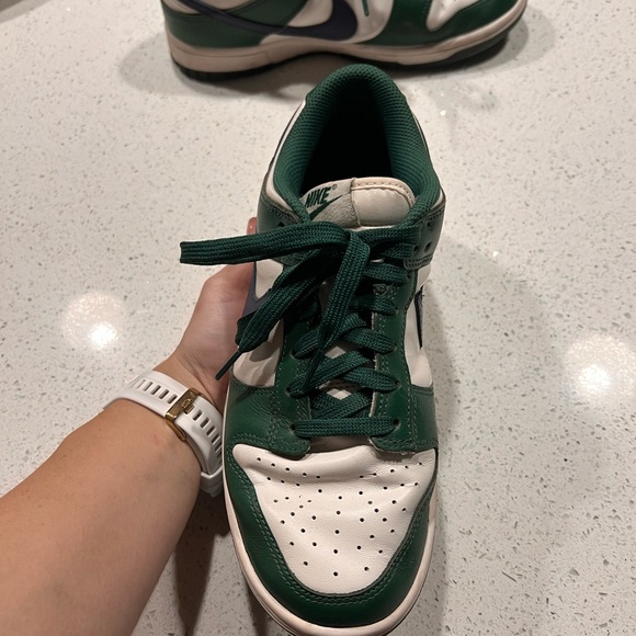 Nike Dunks - Picture 3 of 4